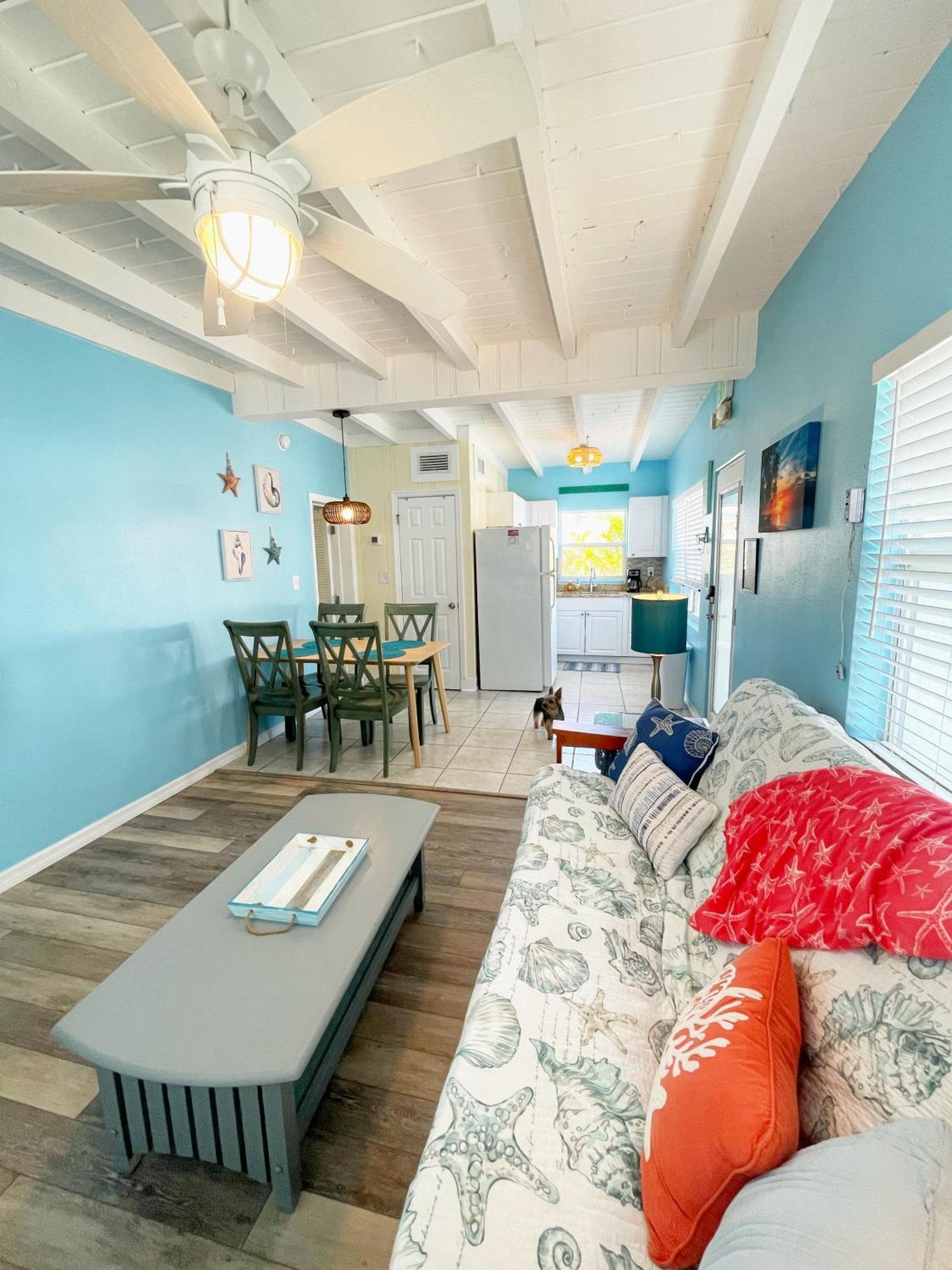 Cozy Canaveral Cottages كيب كانافيرال المظهر الخارجي الصورة